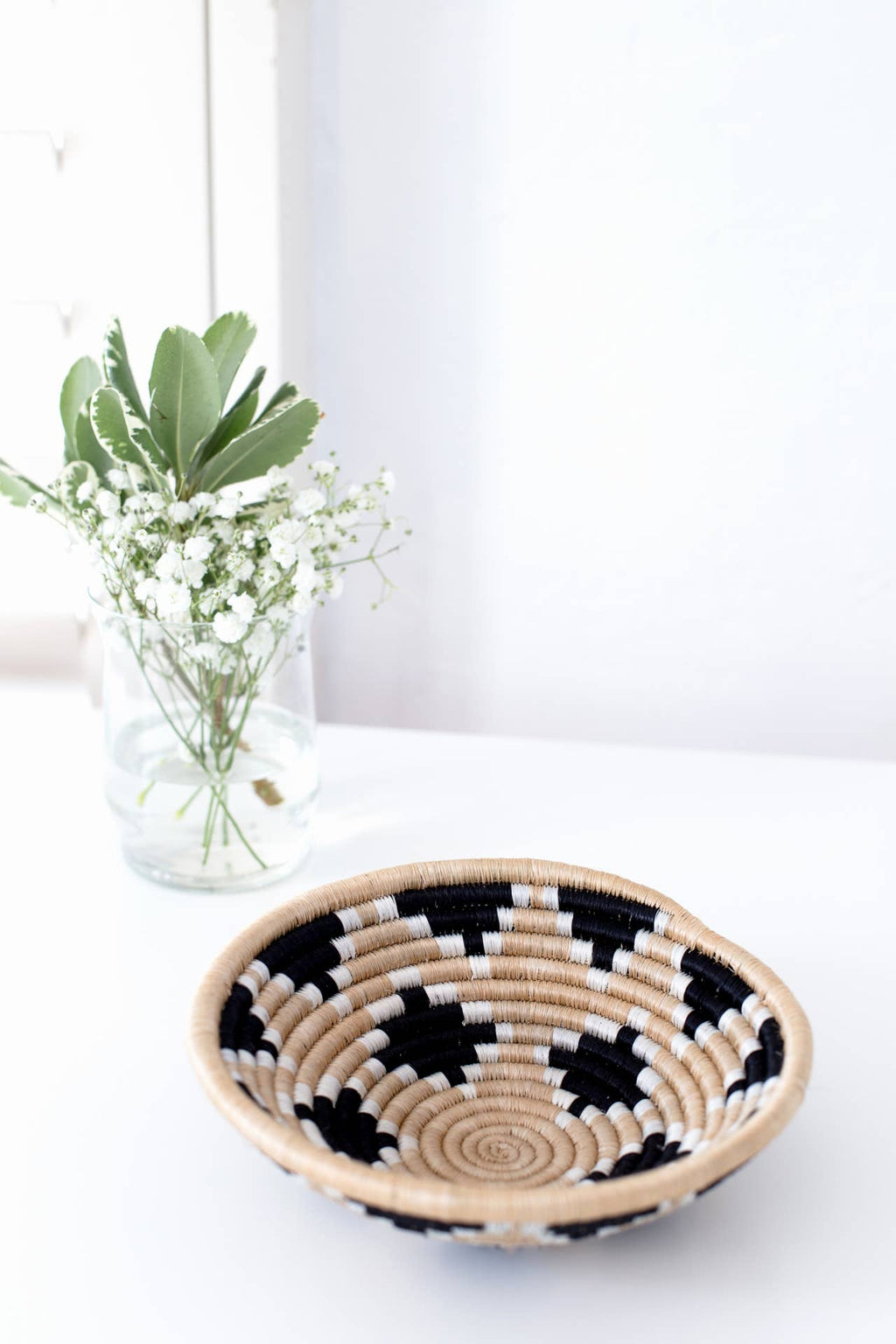 Akaneri Woven Bowls