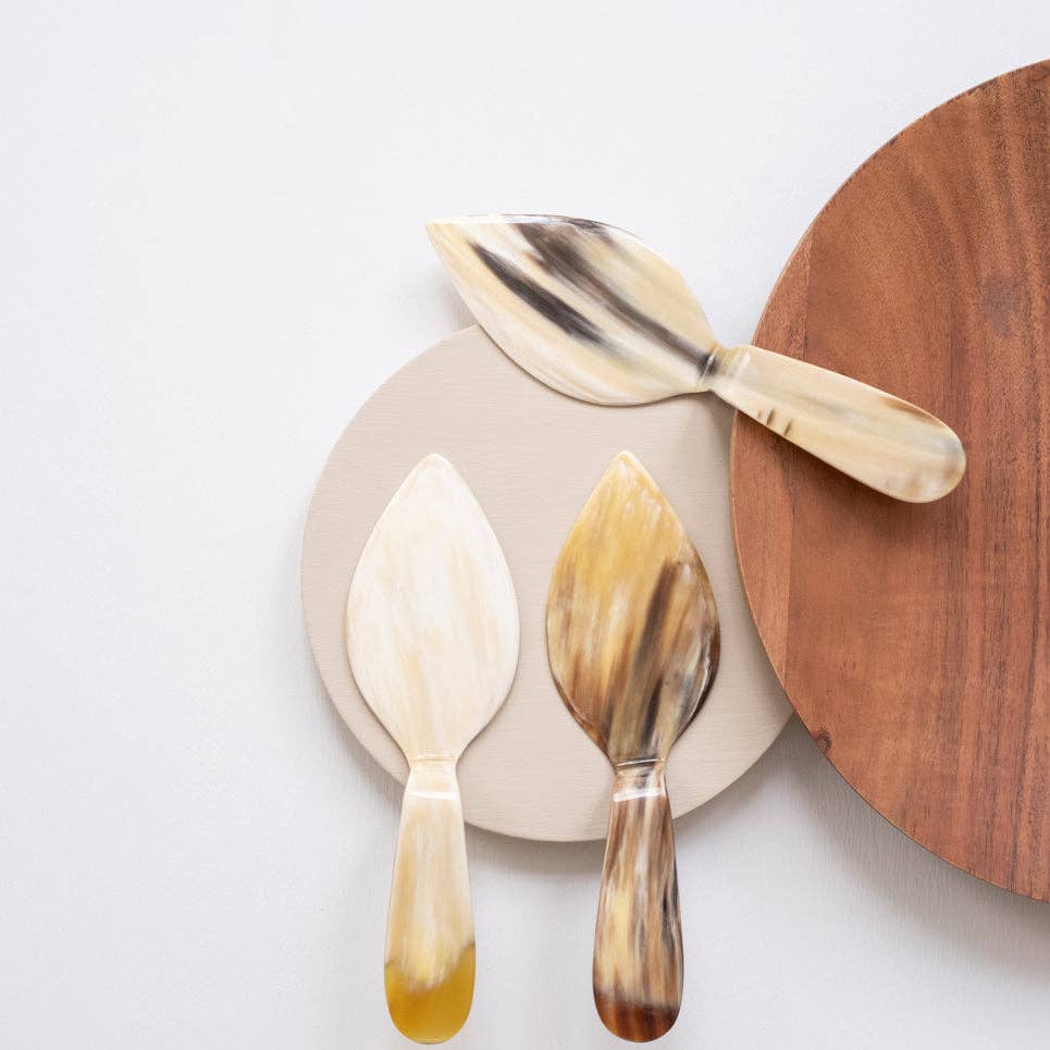 Ankole Horn Cake Server | Uganda