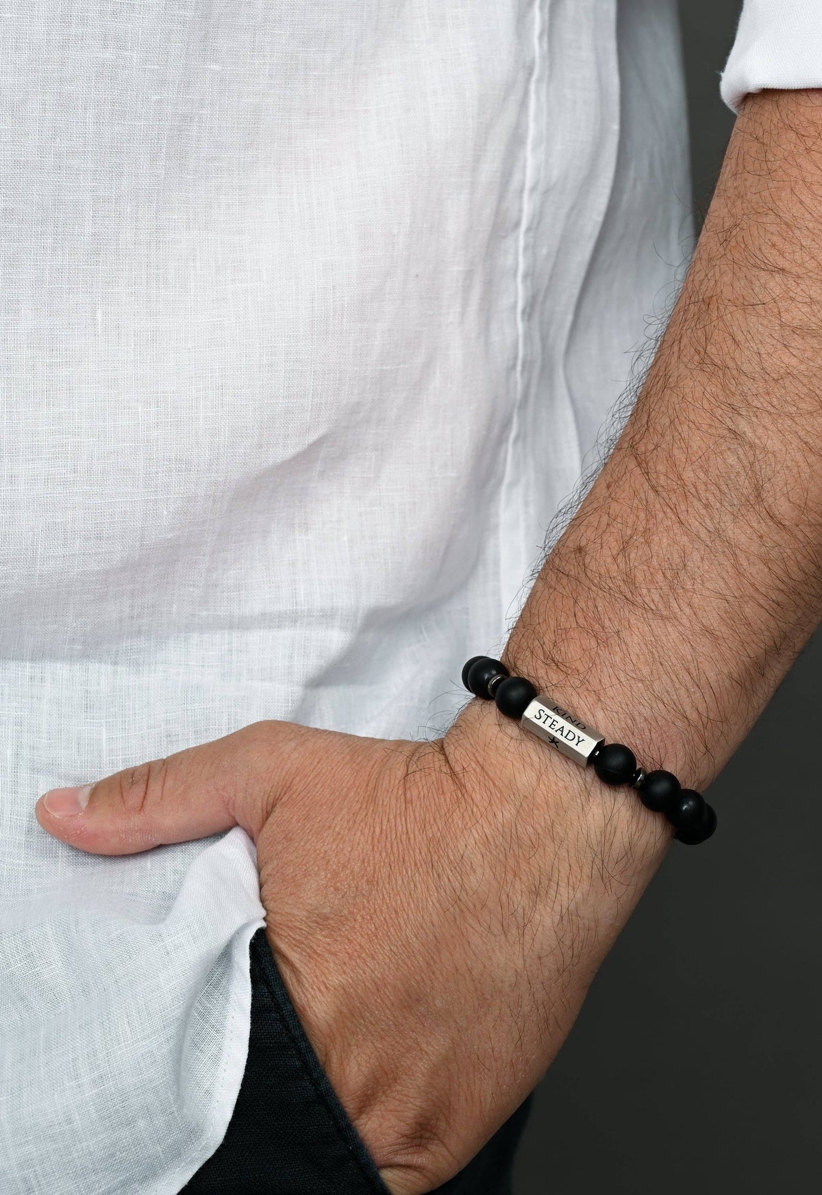 The Pillar Bracelet – Matte Black