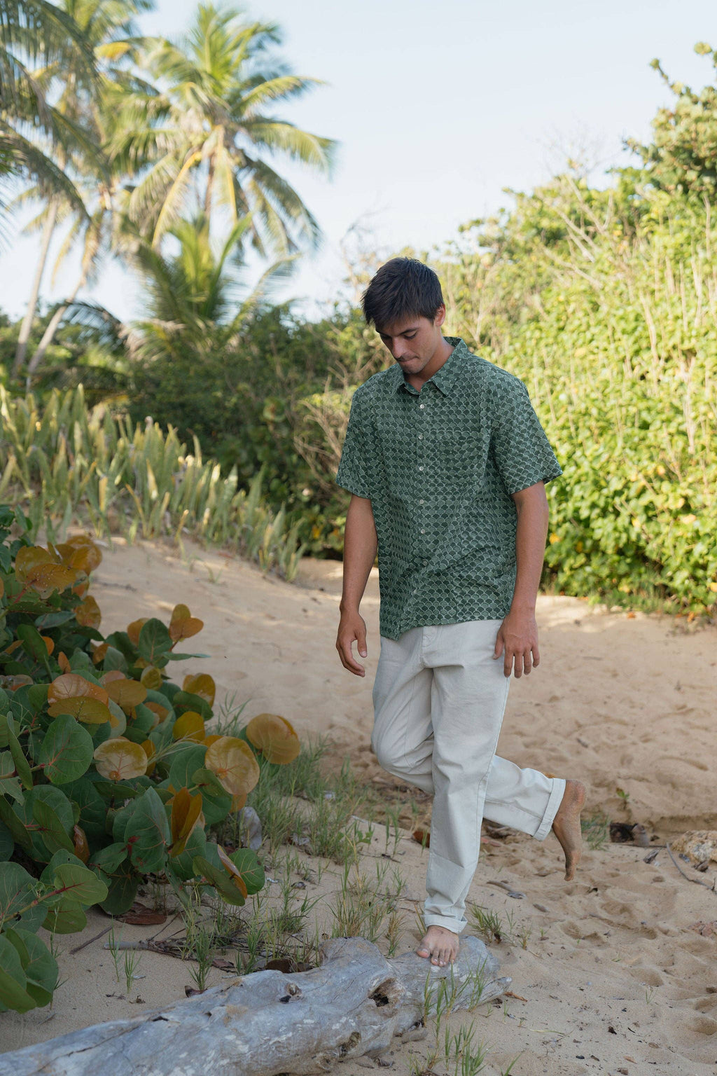 Men’s Organic Cotton Short Sleeve Button-Down | Deep Sage Scale