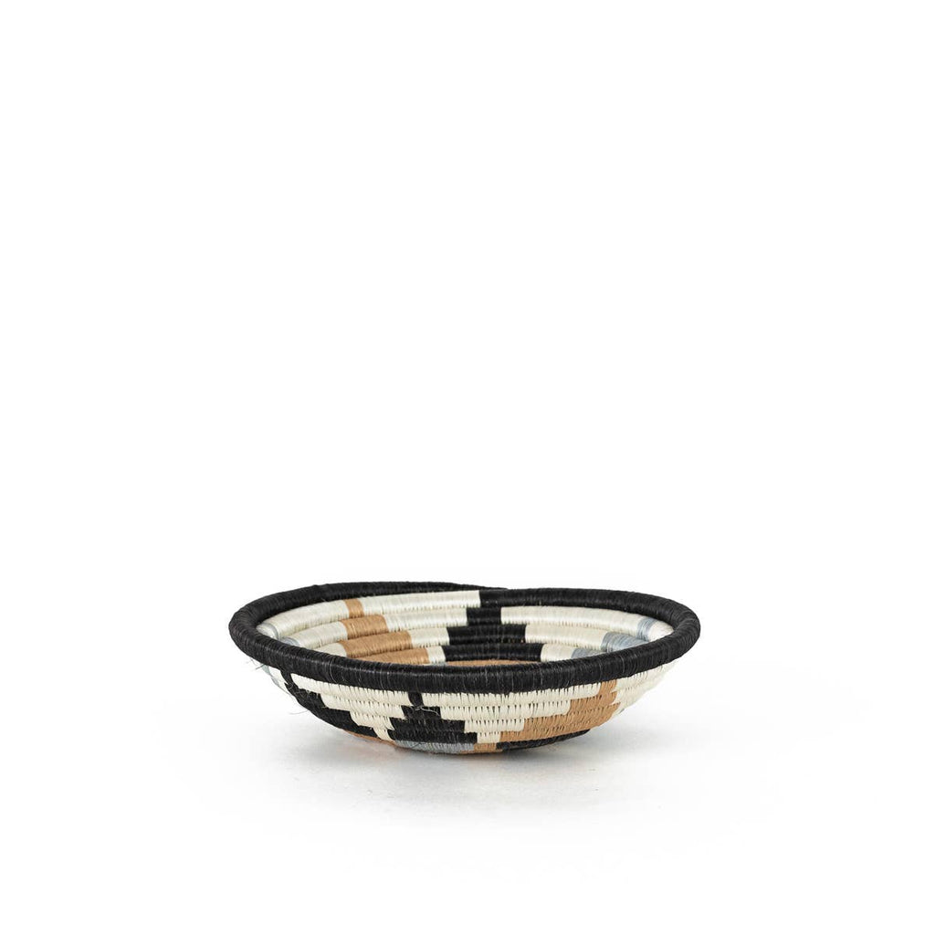 Boutique Diversiform Gray Woven Bowls