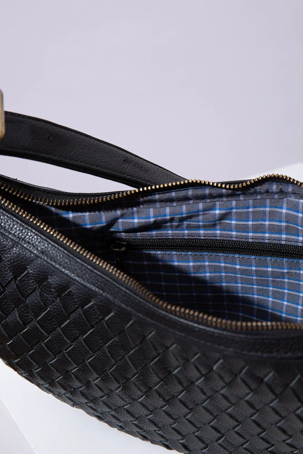 Crescent Sling, Woven Leather Noir