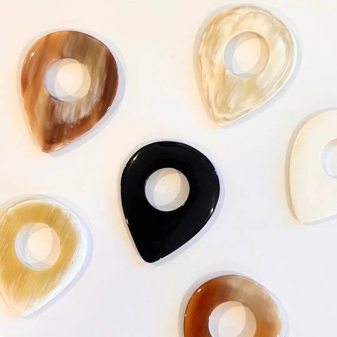 Horn Guitar Pick ~ Hole