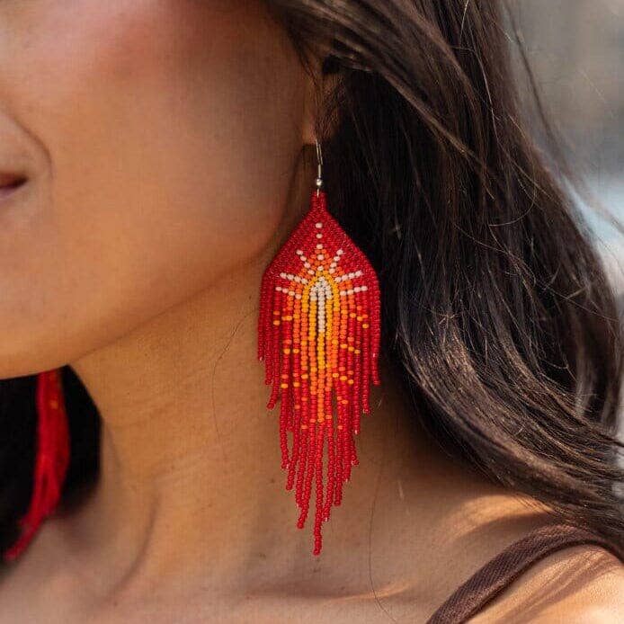 Jalapeño – Native Beaded Earrings in Fiery Gradient Tones