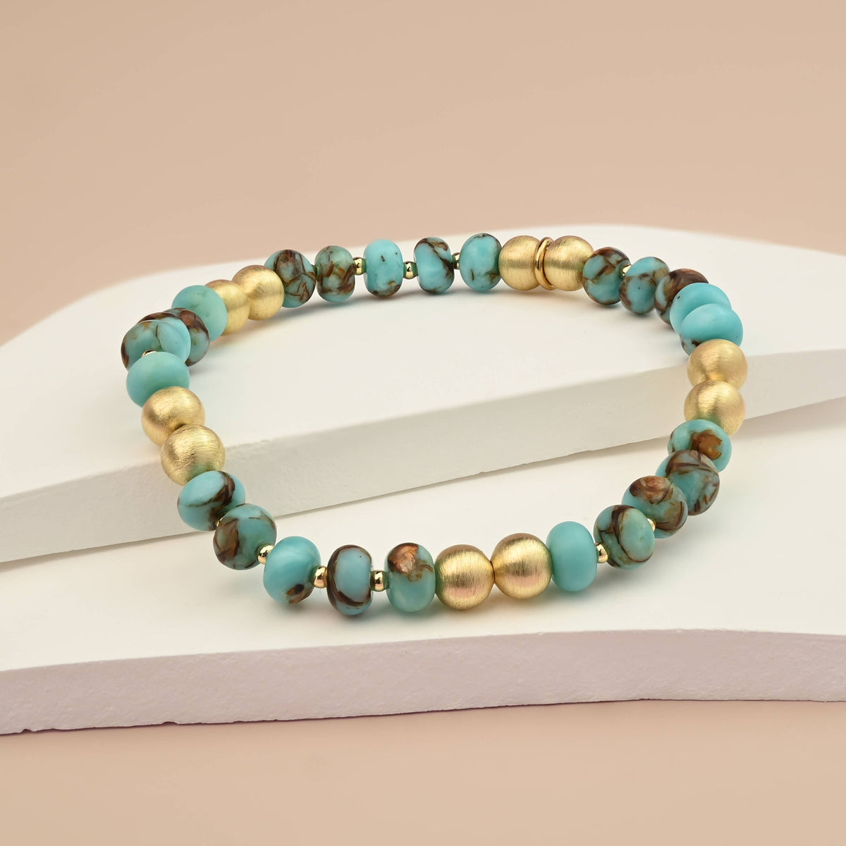 5 & 2 Bracelet Gold