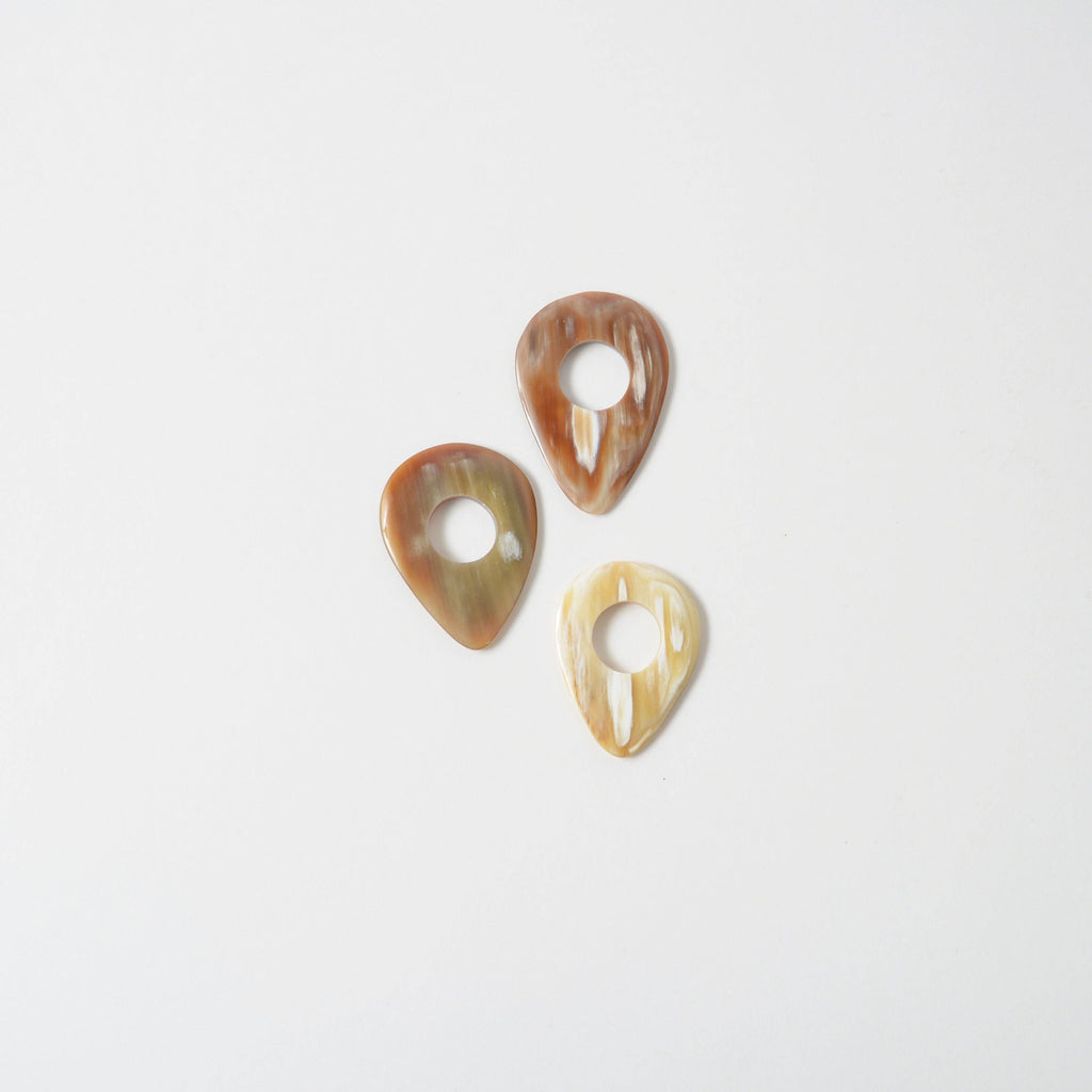 Horn Guitar Pick ~ Hole
