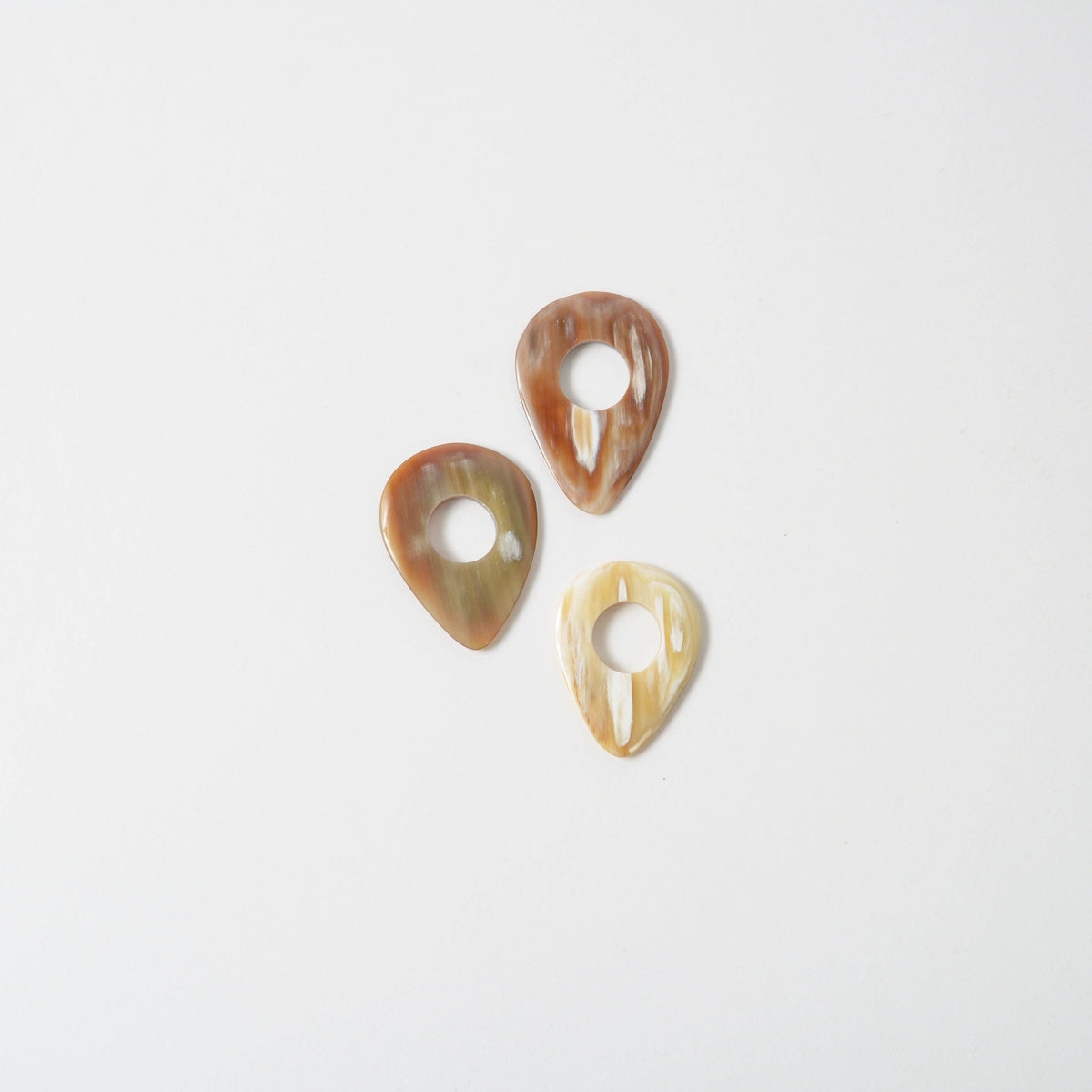 Horn Guitar Pick ~ Hole