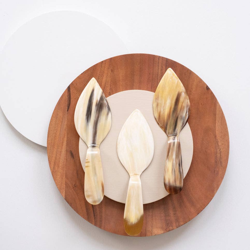 Ankole Horn Cake Server | Uganda